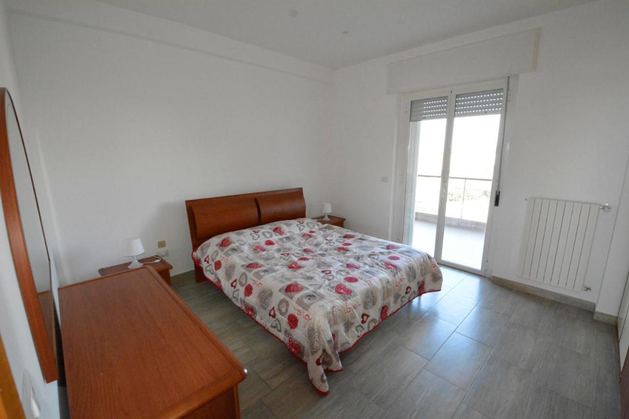 Appartamento Vistamare 20 Барі Екстер'єр фото