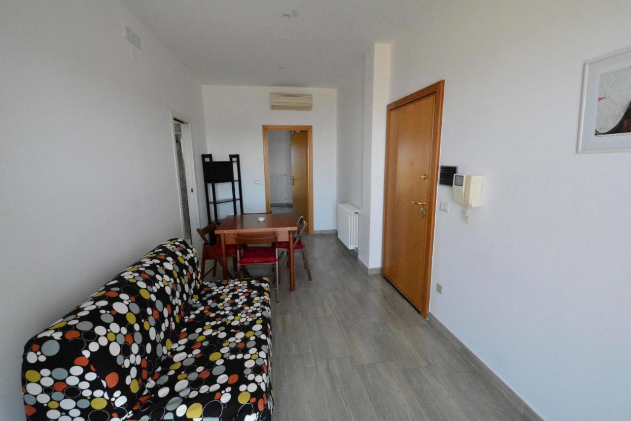 Appartamento Vistamare 20 Барі Екстер'єр фото